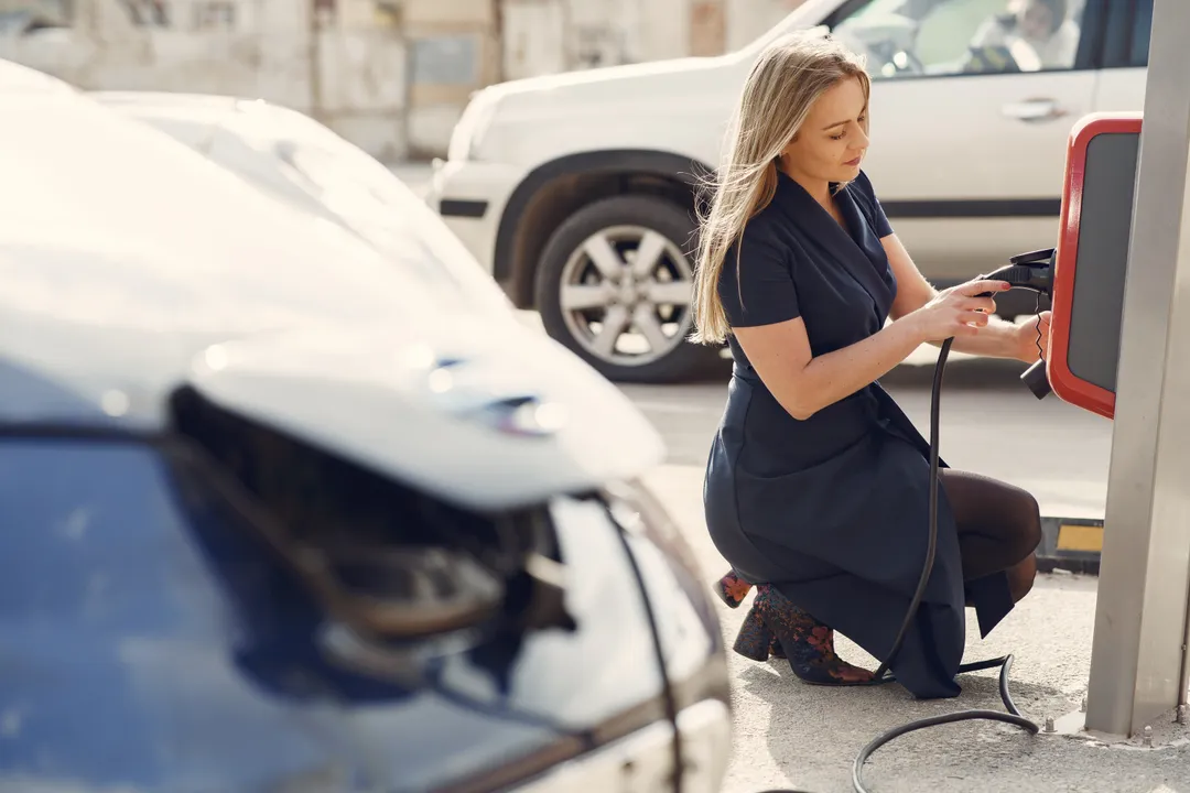 ¿Comprando un EV de segunda mano? 5 accesorios desde el día uno